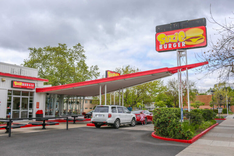 Suzie Burger restaurant exterior with iconic roadside sign in Sacramento.